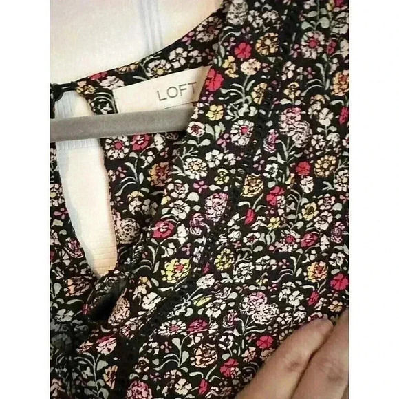 Ann Taylor LOFT Garden Wrap Floral Print Long Sleeve Romper Sz Small New Pockets - Picture 9 of 9